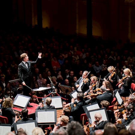 Klaus Mäkelä conducts Mahler